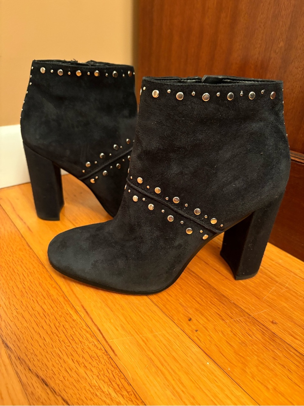 Sam Edelman Chandler Suede Black Studded Ankle Boots Size 6M